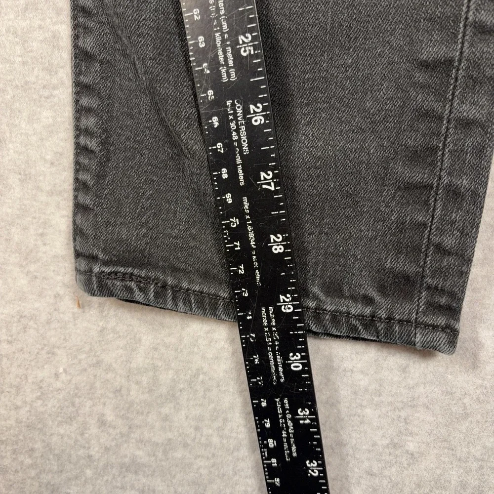 Levis levis 502